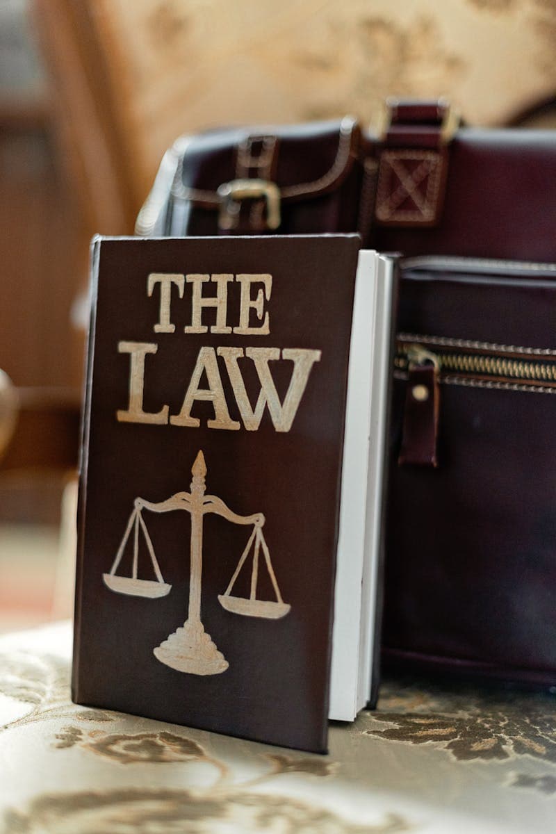Legal entity accounts and reporting that stay reconciliation-clean.